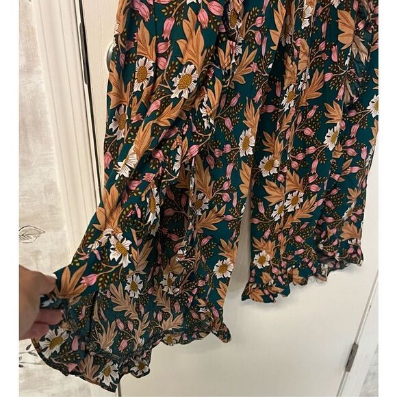 We Love Fashion Pants - Picture 3 of 5